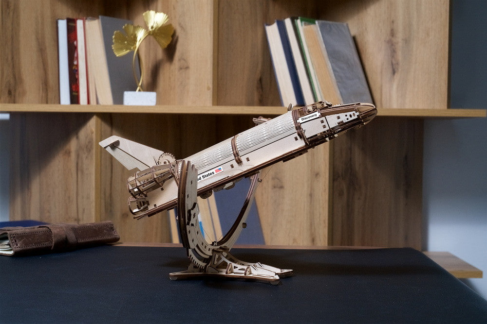 Ugears NASA Space Shuttle Discovery