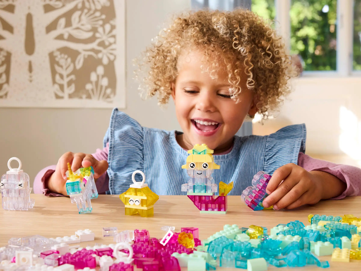 LEGO Classic 11040 Läpinäkyvien Palikoiden Taikalaatikko