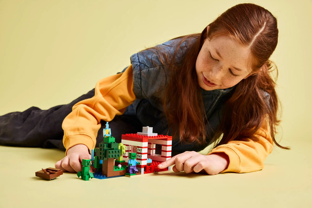 LEGO Minecraft 21275 TNT-Viidakkotalo