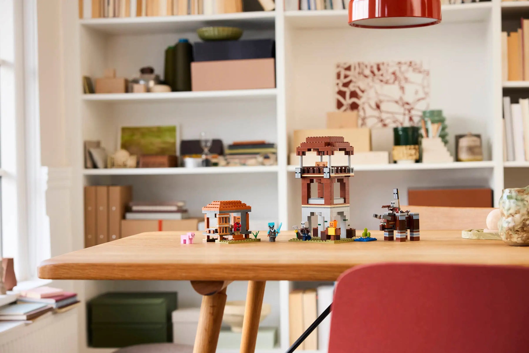 LEGO Minecraft 21278 Ryöstelijöiden Etuvartioasema ja Tuhokylvyri
