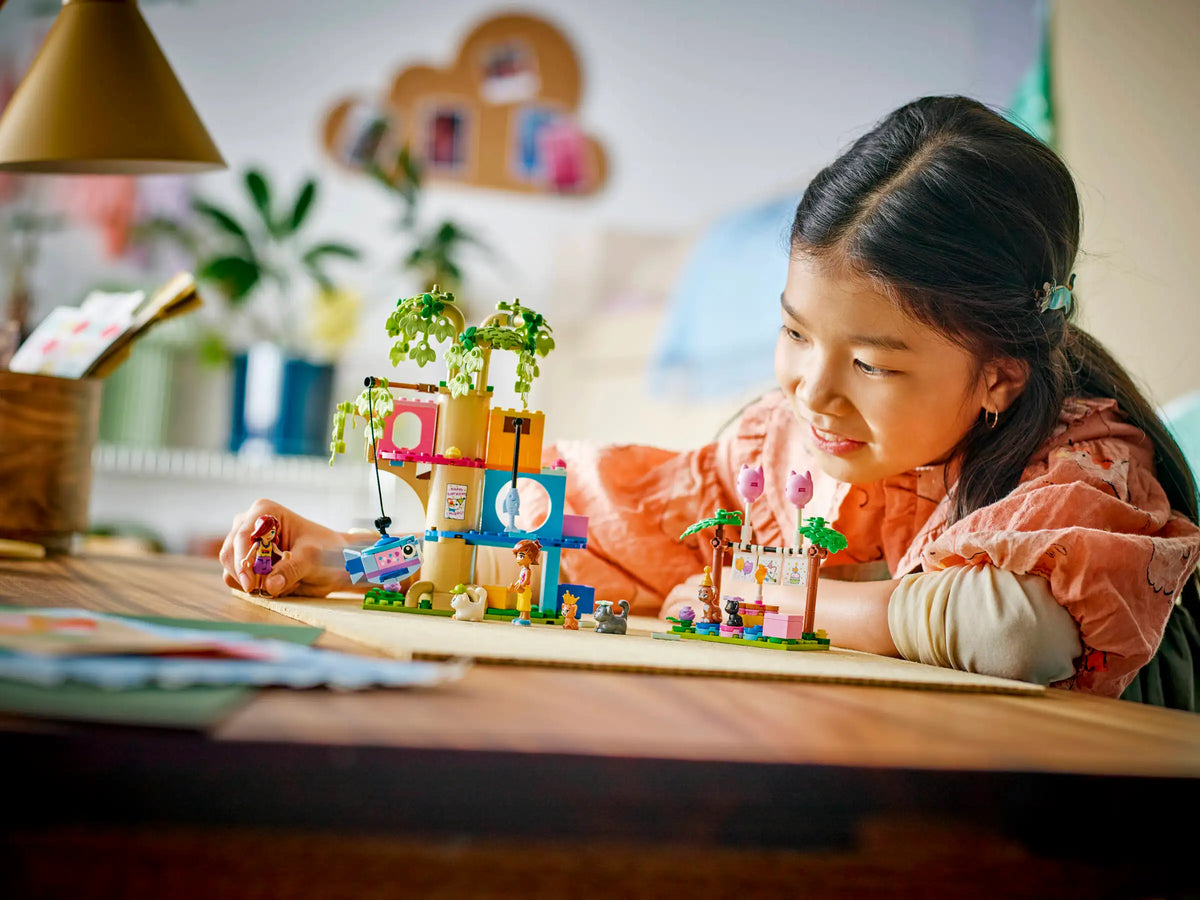 Lego Friends 42666 Kissan Synttärijuhlat ja Puumaja