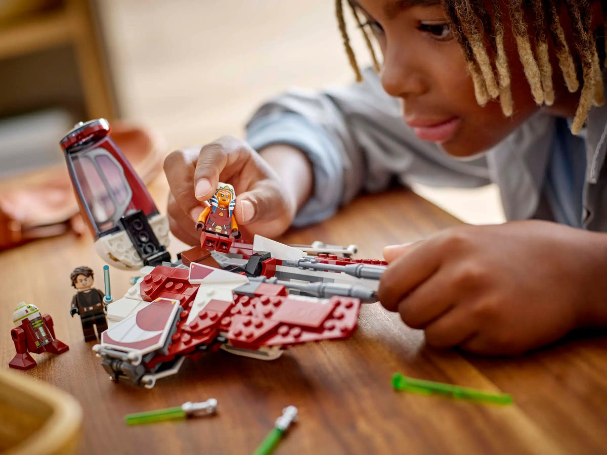 LEGO Star Wars 75401 Ahsokan Jedi Interceptor