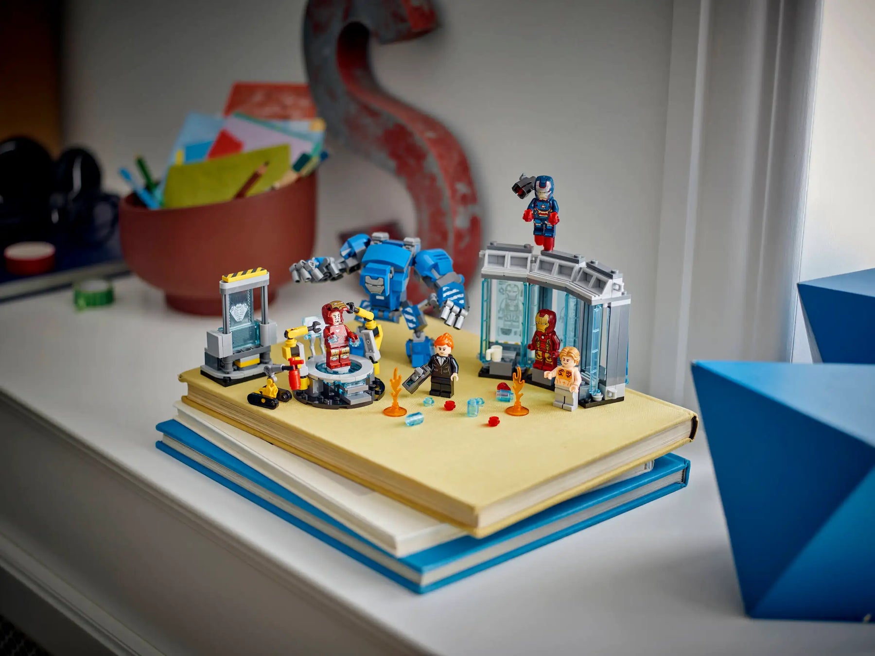LEGO Marvel 76315 Iron Manin Laboratorio - Haarniskahuone