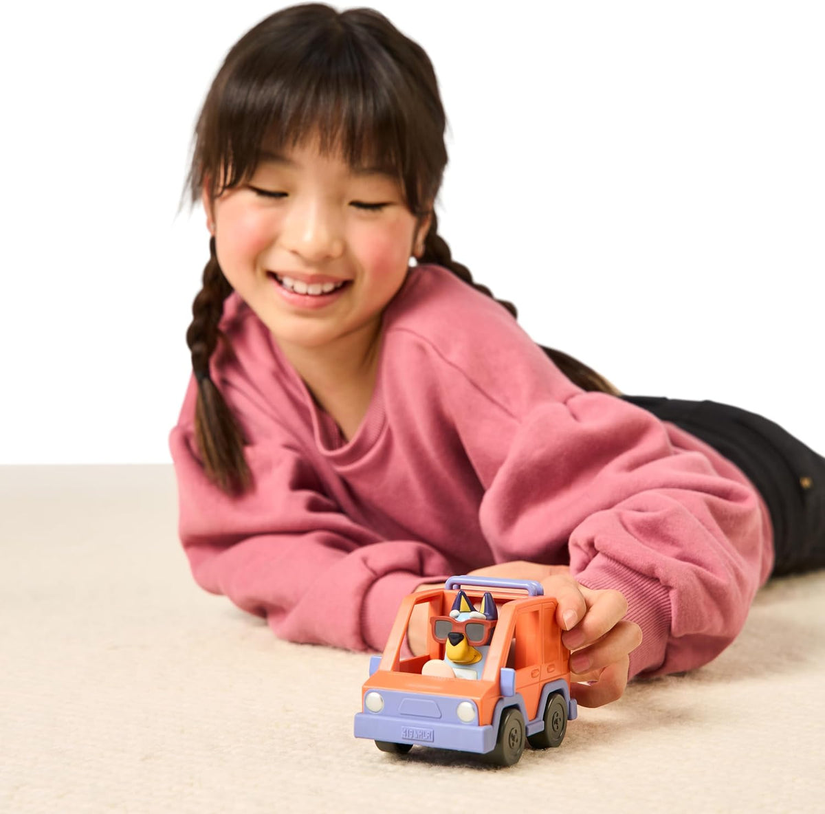 BLUEY Perusajoneuvo ja Bluey-hahmo