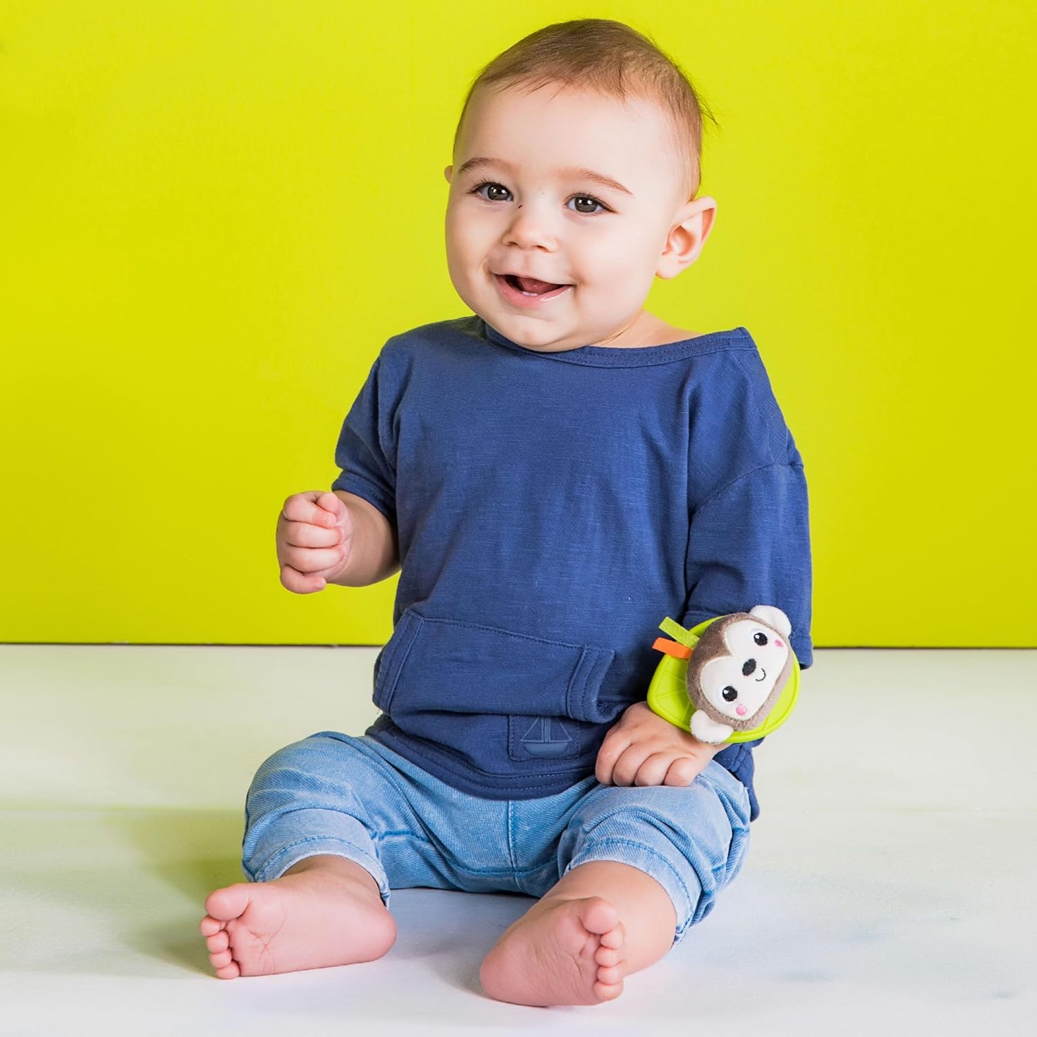 Bright Starts Rattle & Teethe Wrist Pals Rannehelistimet Apina ja Norsu