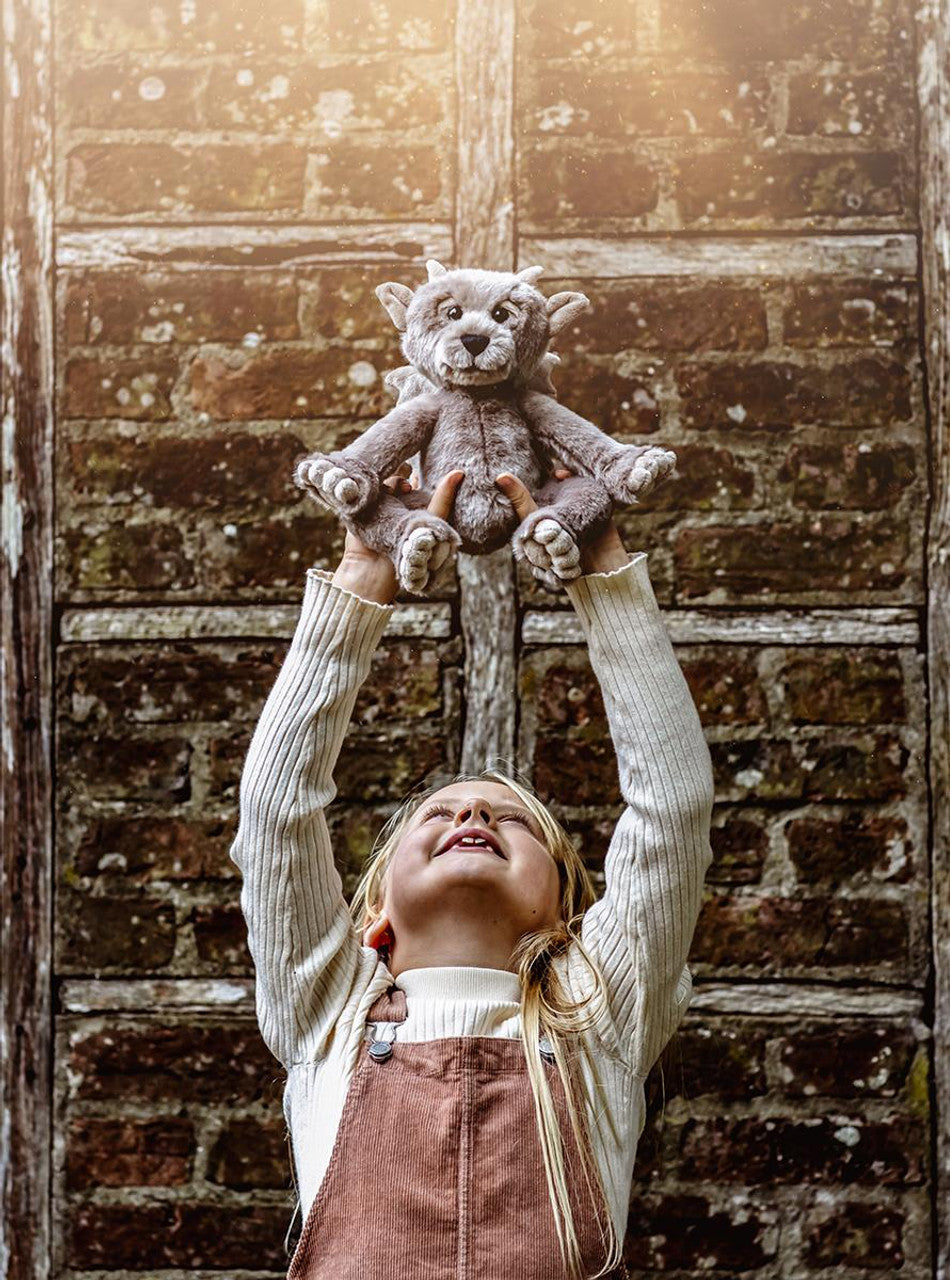 Charlie Bears Gargoyle/Fantasiahahmo Moat Pehmolelu 20cm