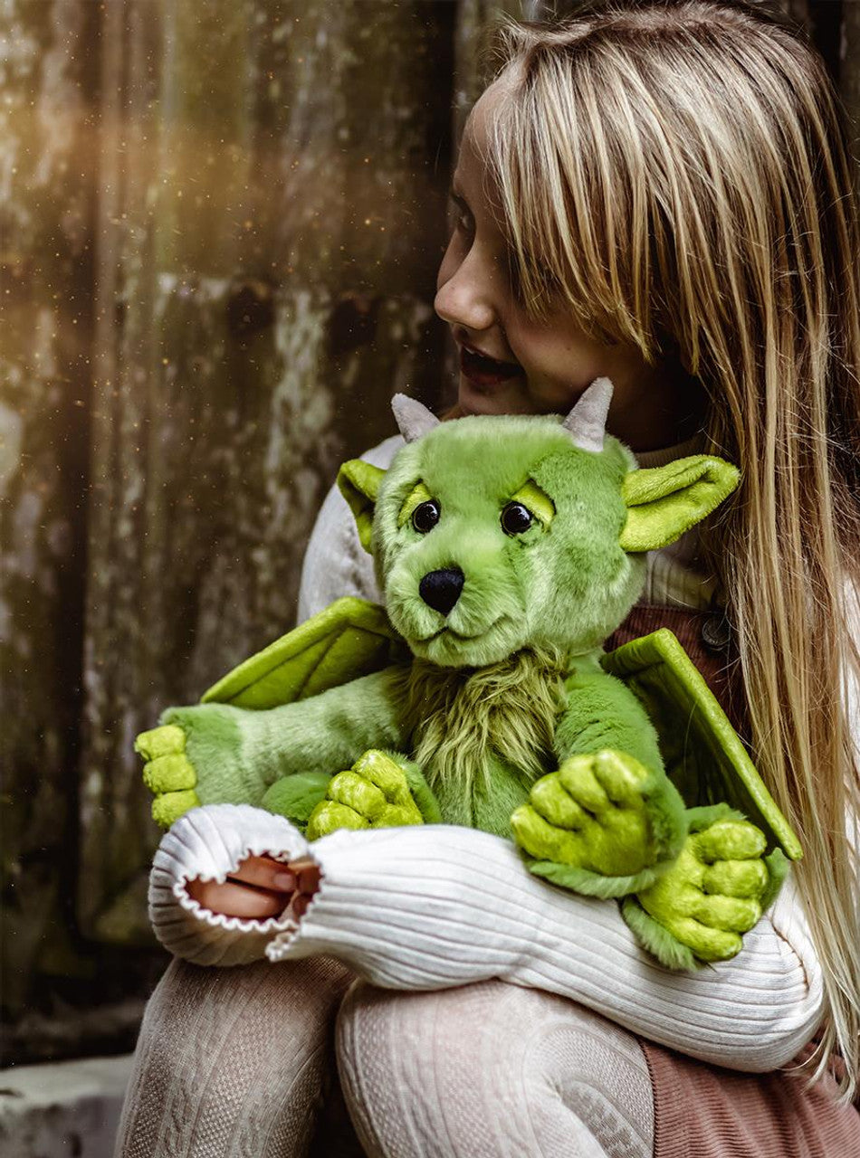 Charlie Bears Gargoyle/Fantasiahahmo Spires Pehmolelu 30cm