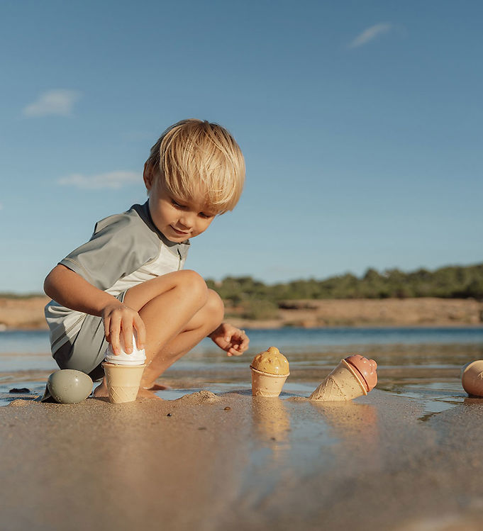 Little Dutch Hiekkamuotit Herkullinen Jäätelö Hiekkalelusetti 9 Osaa