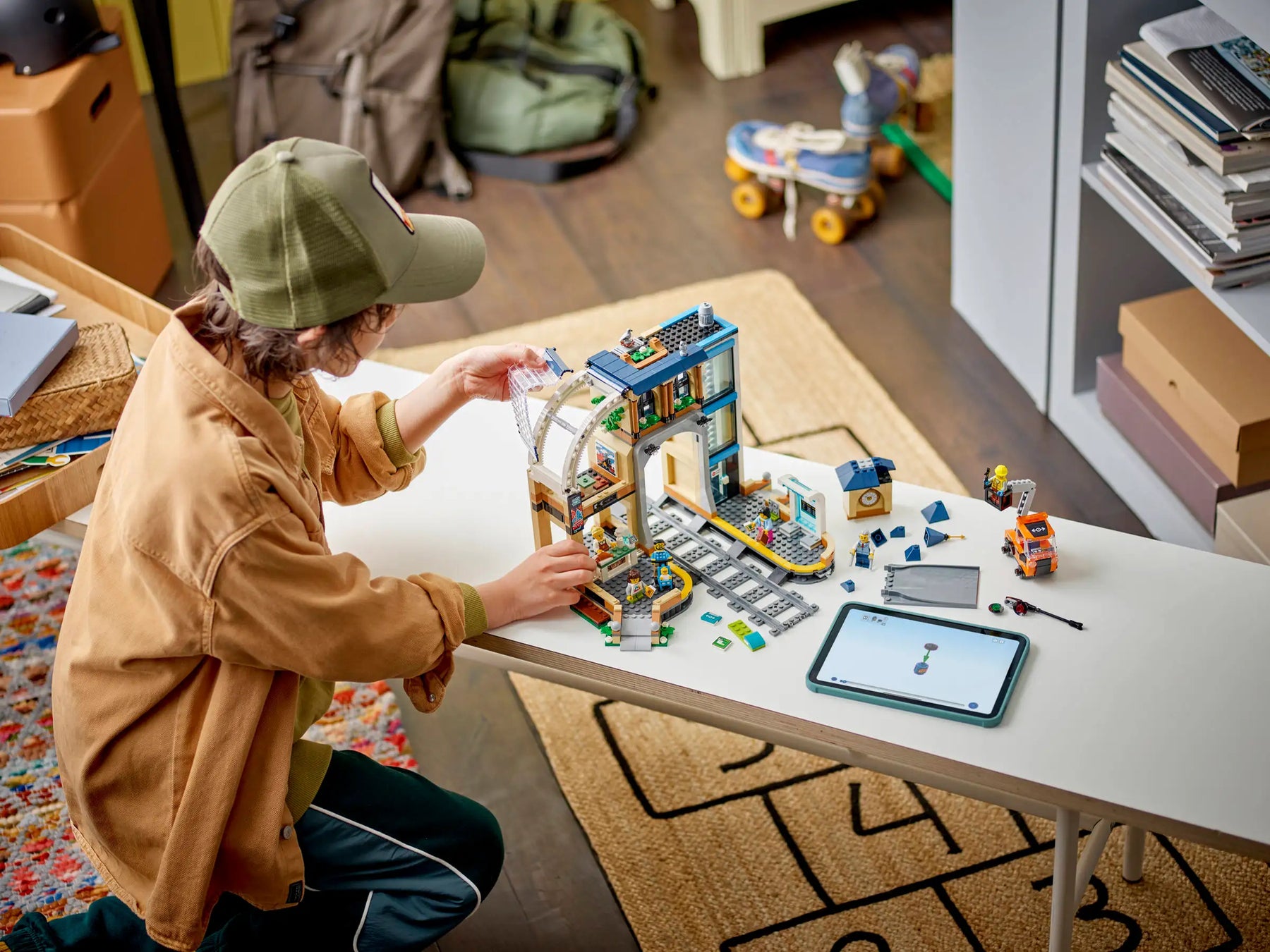LEGO City 60469 Päärautatieasema