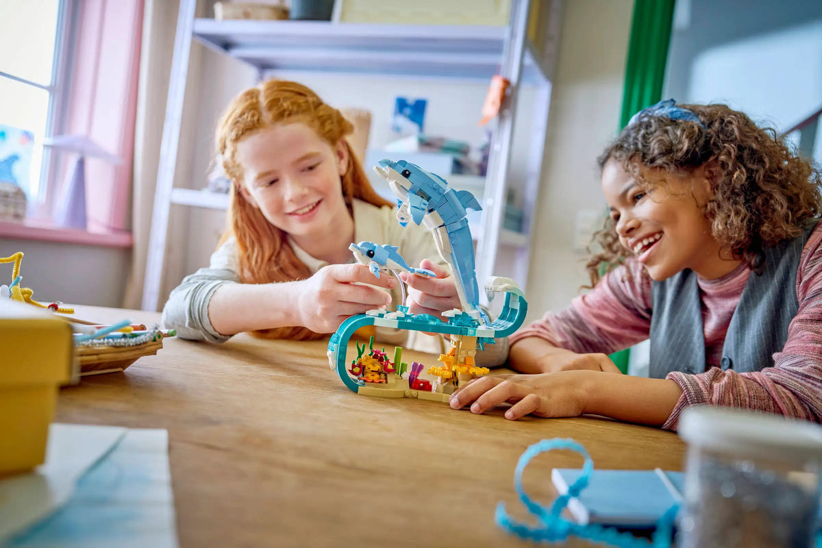 LEGO Creator 31385 Merieläimet: Söpöt Delfiinit