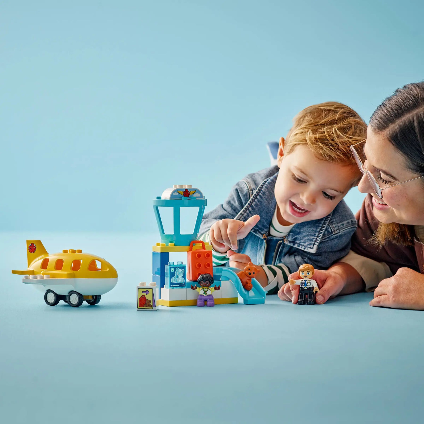 LEGO Duplo 10443 Ensimmäinen Kerta Lentokentällä