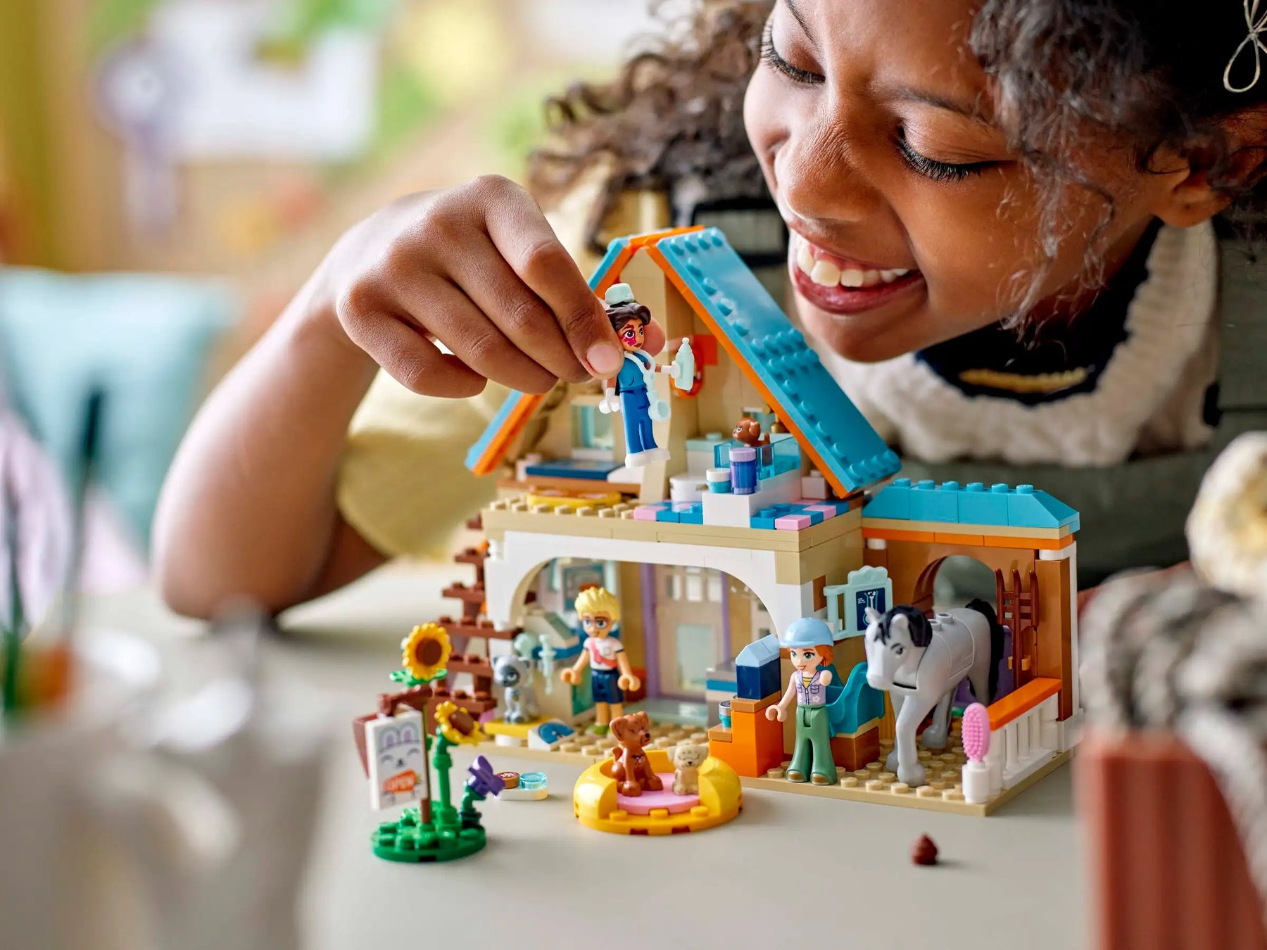 LEGO Friends 42651 Hevos ja Lemmikkisairaala