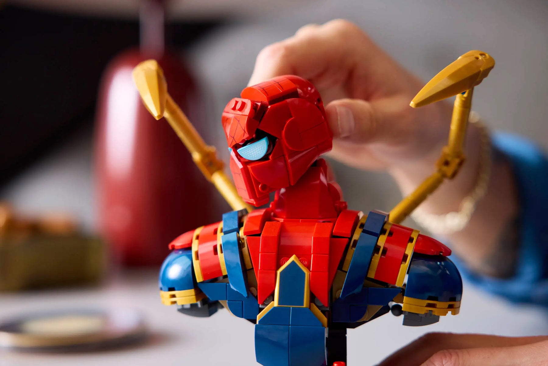 LEGO Marvel 76326 Iron Spider-Man‑ Rintakuva