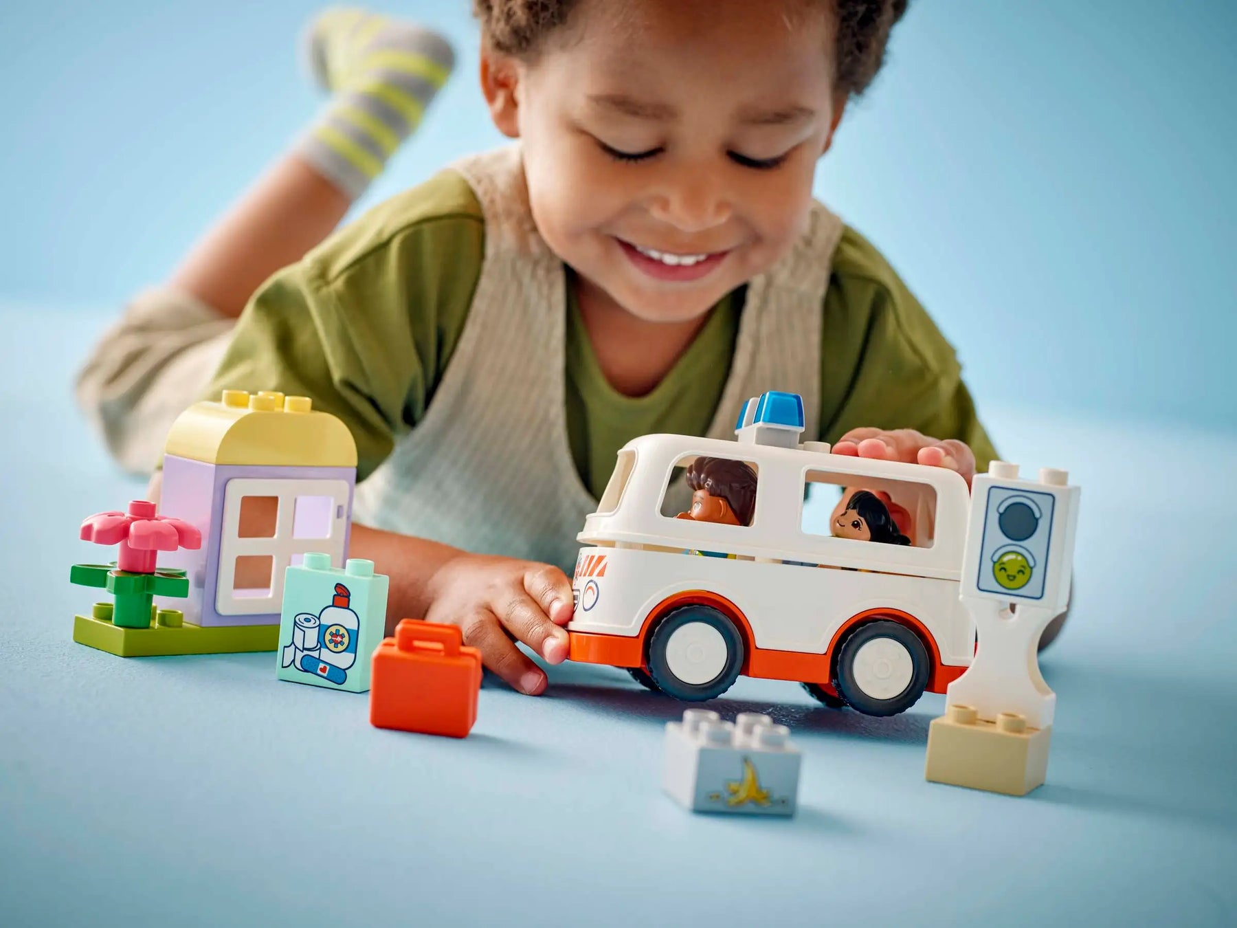 Lego Duplo 10447 Ambulanssi ja Kuljettaja