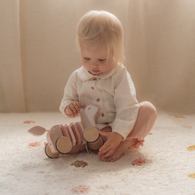 Little Dutch Fairy Garden Puinen Vedettävä Kauris