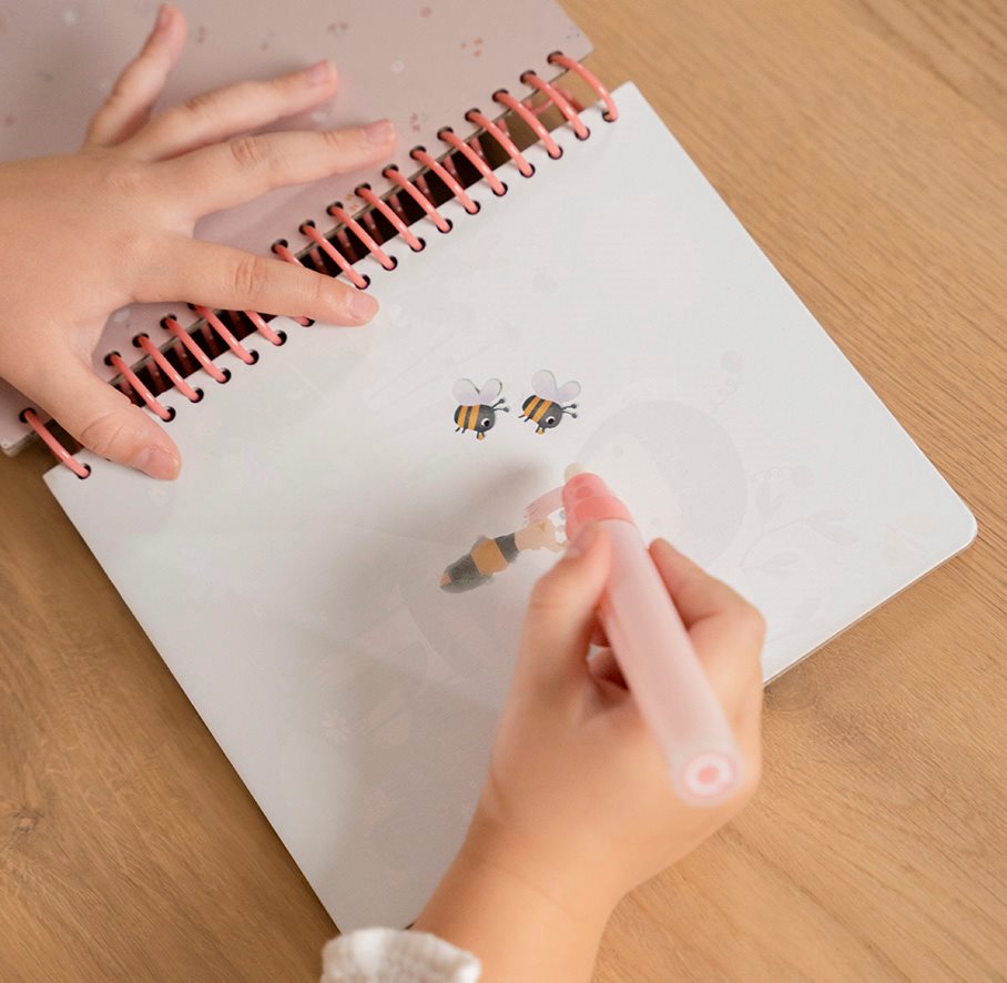 Little Dutch Water Magic Book Rosa & Friends