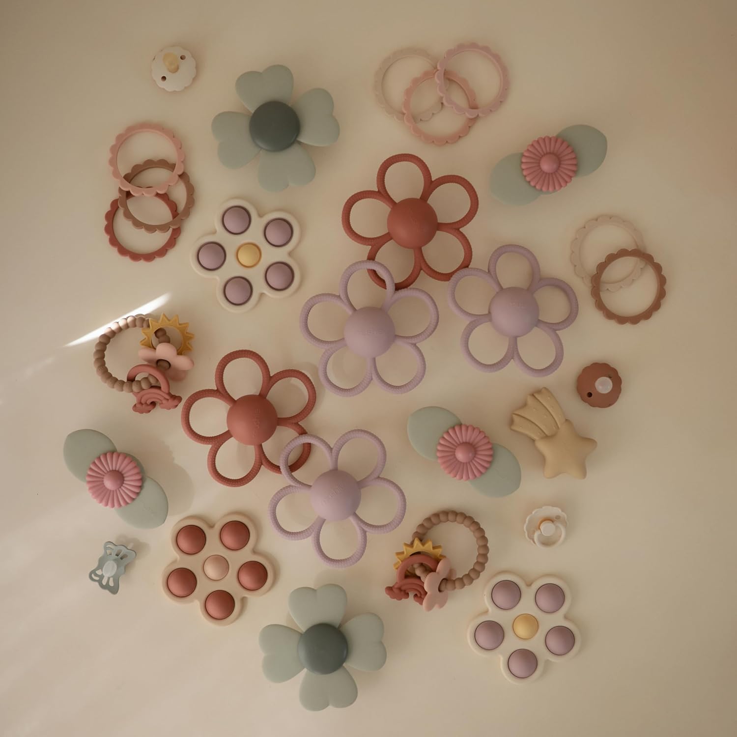 Mushie Daisy Purulelu ja Helistin Soft Lilac
