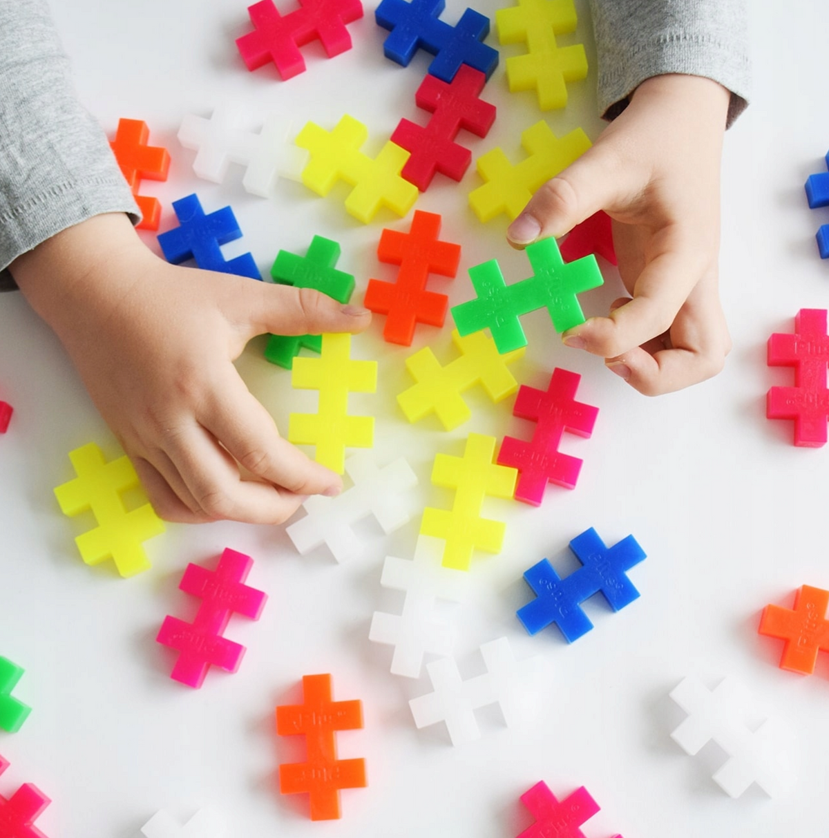 Plus Plus BIG Neon Rakennuspalat 100 kpl