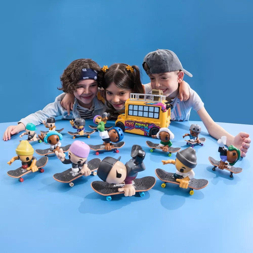 Tech Deck SK8 Crew Figuuri ja Skeittilauta (Sormiskeitti) Lajitelma