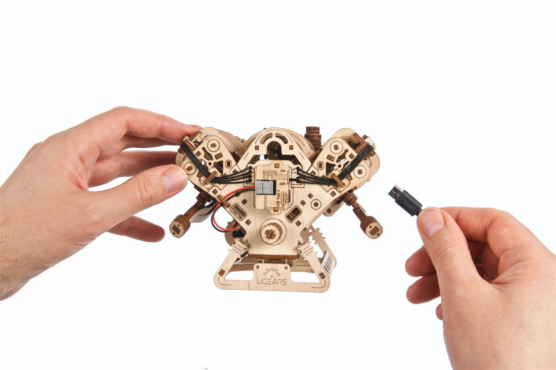 Ugears Rakennussarja V8 Engine