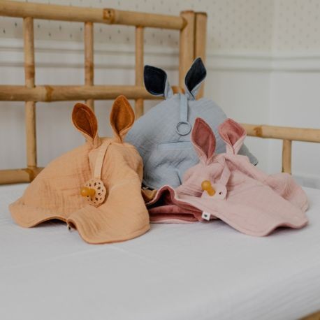 BIBS Kangaroo Uniriepu Dark Oak/Tumma Tammi