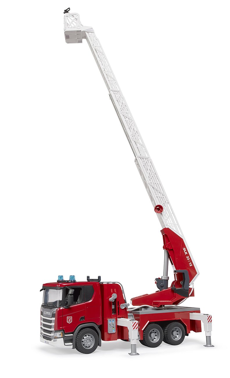 Bruder Scania Super 560R Paloauto Vesipumpulla, Valoilla ja Äänillä
