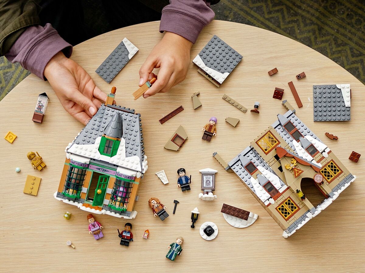 LEGO Harry Potter 76388 Vierailu tylyahon kylässä