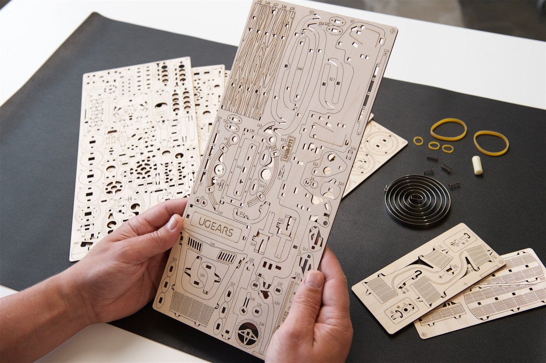 Ugears Pickup Lumberjack