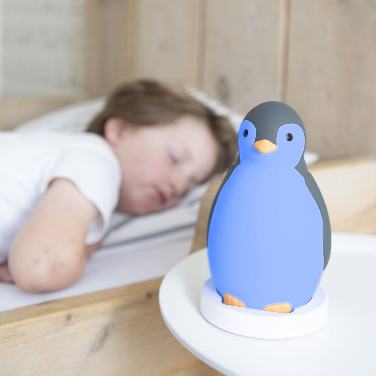 Zazu Pam the Penguin Sleeptrainer/Uniharjoittelu Yövalolla ja Kaiuttimella Vaaleanpunainen