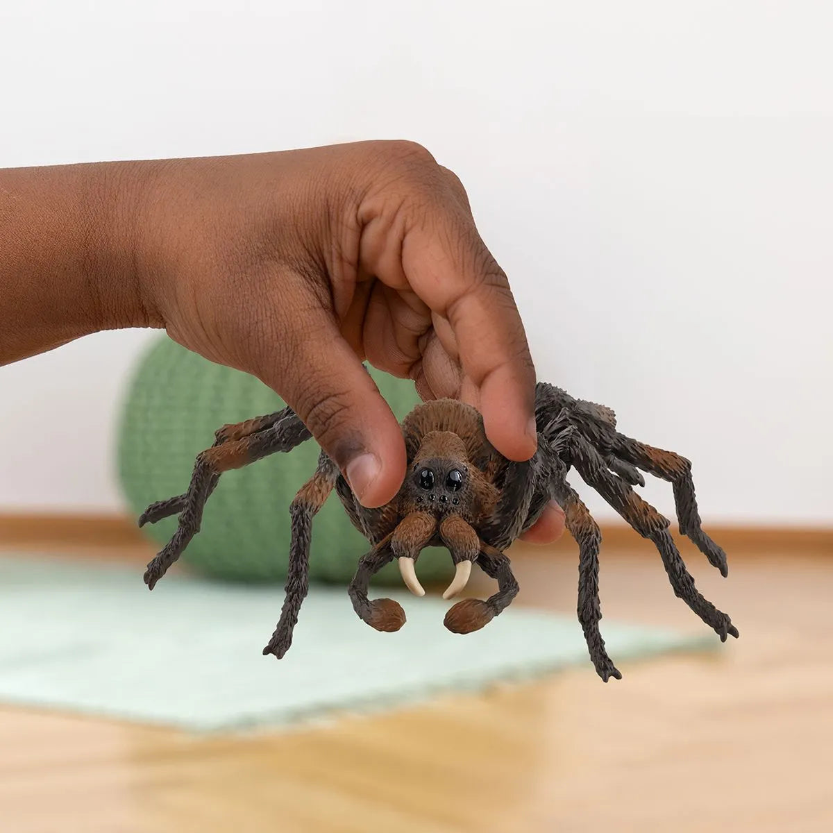 Schleich 13987 Wizarding World Hämäkäk/Aragog Hämähäkki 14cm