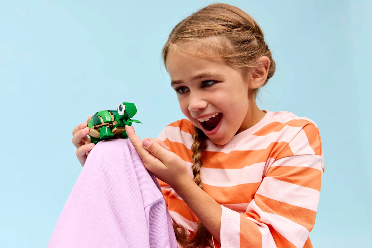 LEGO Creator 31377 Kilpikonna ja Lumpeenkukka