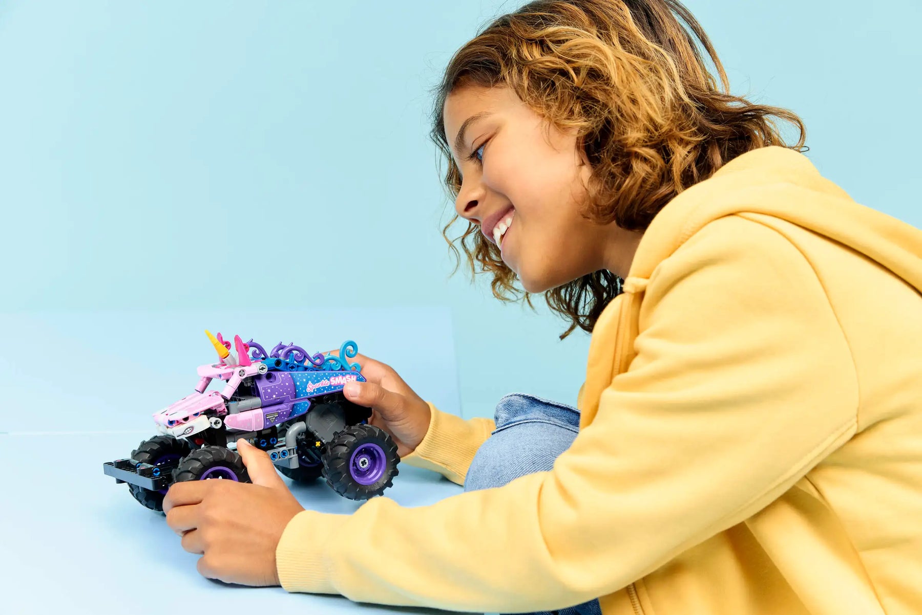 Lego Technic 42220 Monster Jam™ Sparkle Smash™ Vetomoottorilla