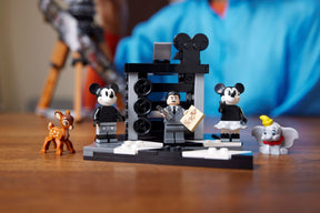 LEGO Disney 100 vuotta Walt Disneylle Omistettu Kamera 43230