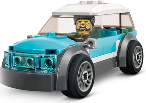 LEGO City 60398 Omakotitalo ja Sähköauto