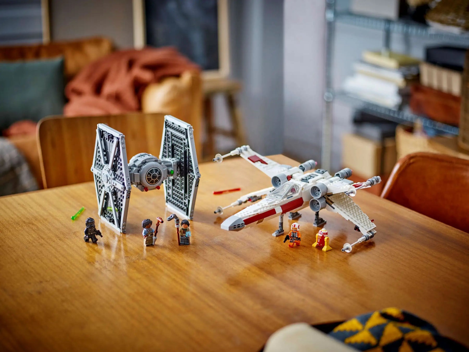 LEGO Star Wars 75393 TIE-hävittäjä ja X-Wing – Yhdistelmämalli