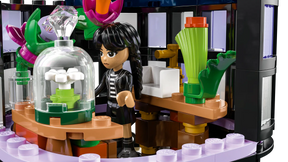 LEGO Wednesday 76784 Musta Daalia