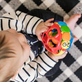 Baby Einstein Bendy Ball Reikäpallo/Tartuntalelu Helistimellä
