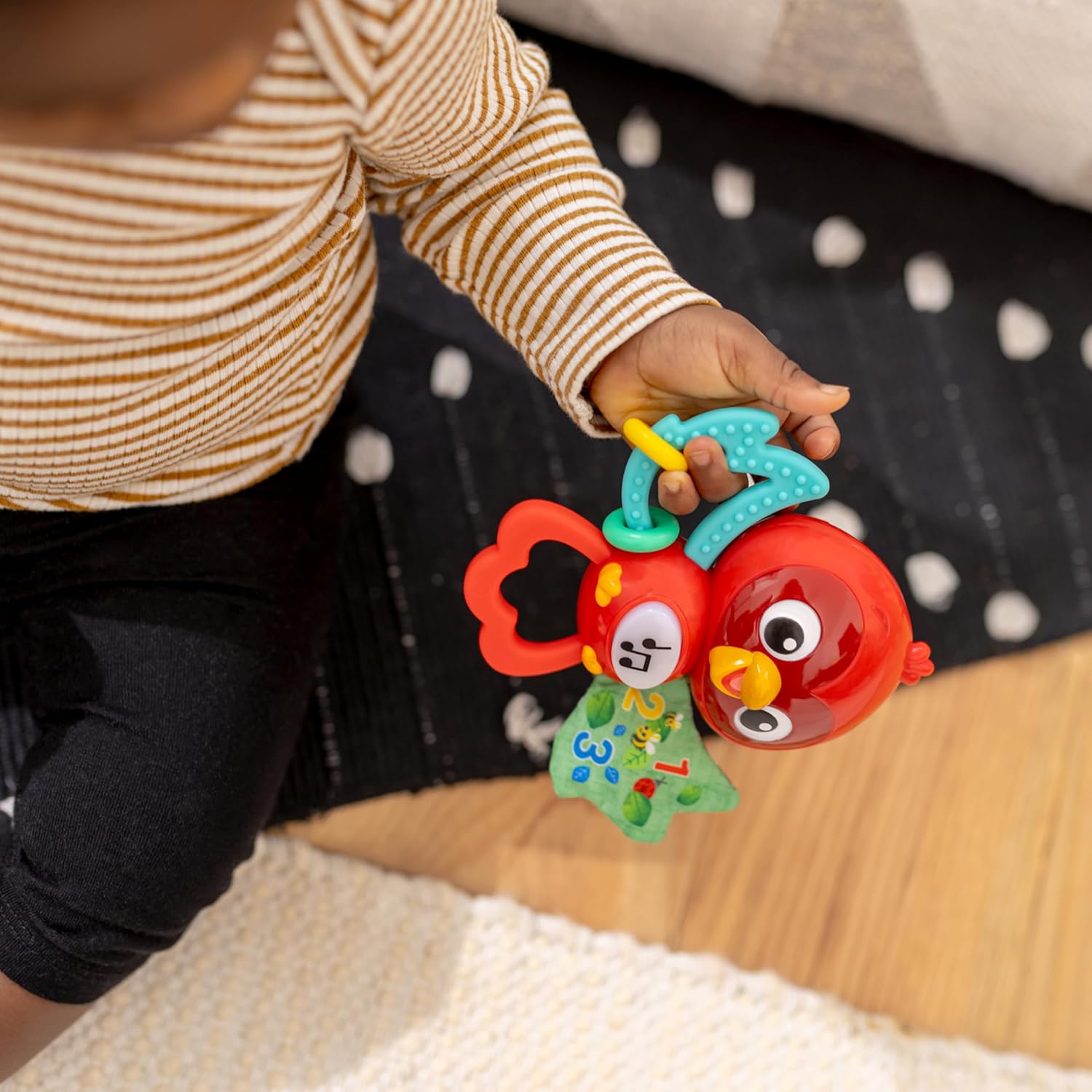 Baby Einstein Roxys Bright Flight Aktiviteettilelu Valoilla ja Äänillä