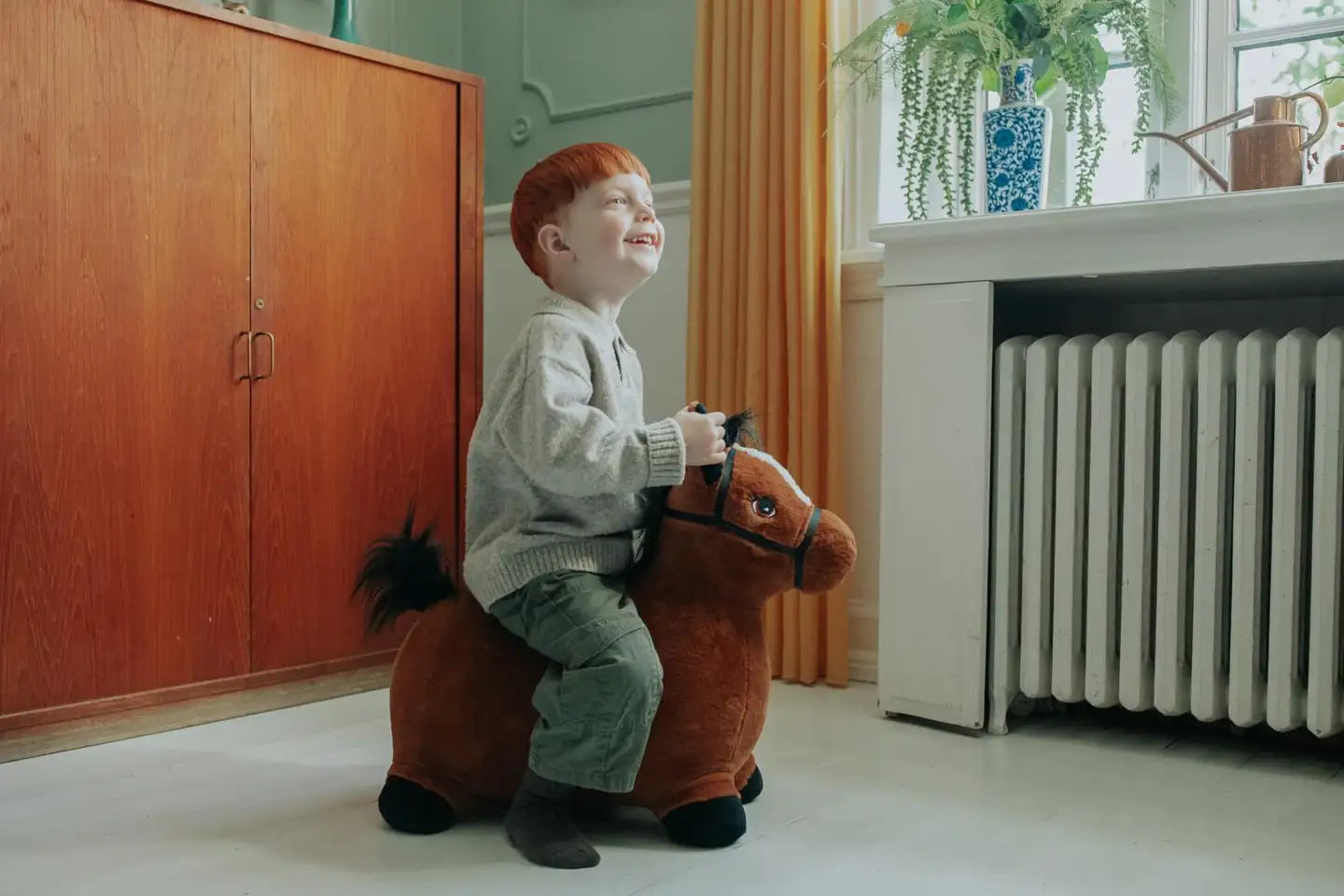 KREA Pomppueläin Hevonen Ruskea Lajitelma