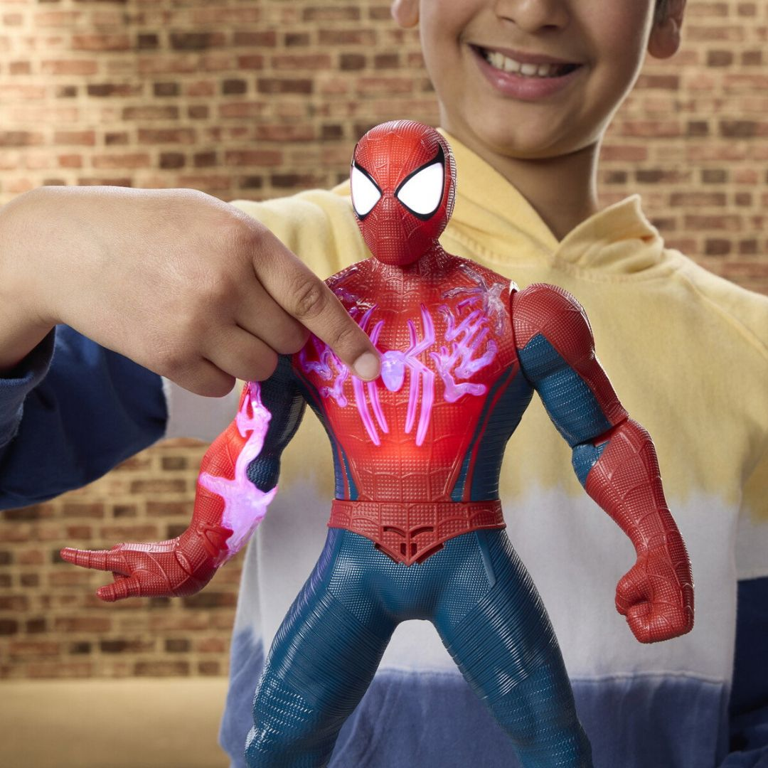 Brand New Day Spider-Man Hahmo 36 cm Äänellä Ja Valolla