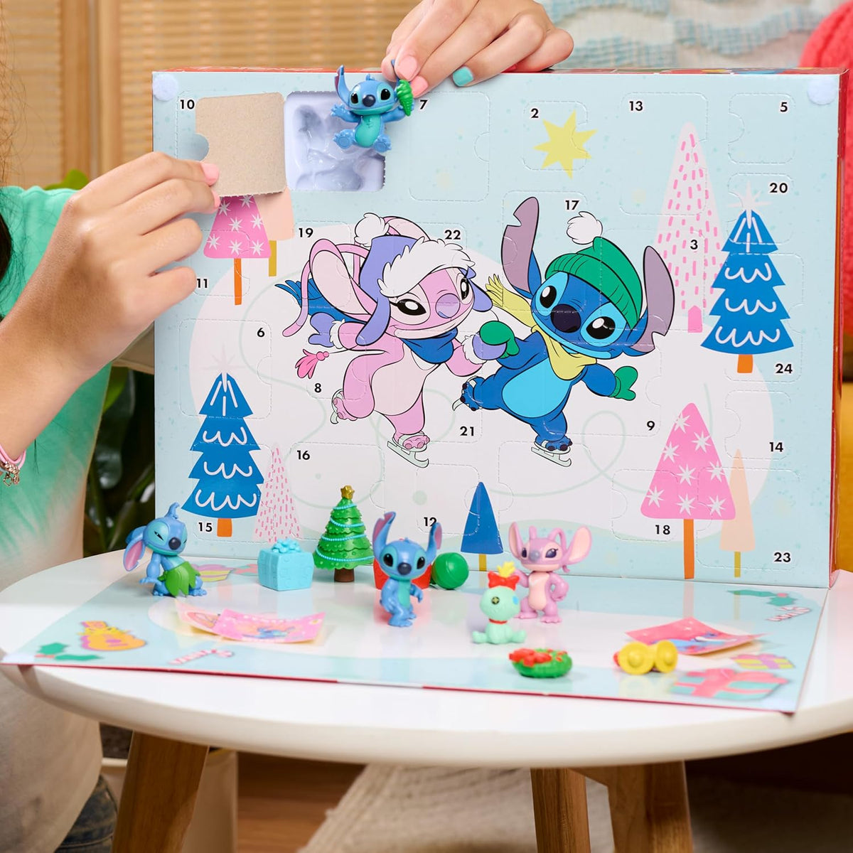 Disney Stitch Joulukalenteri 2025