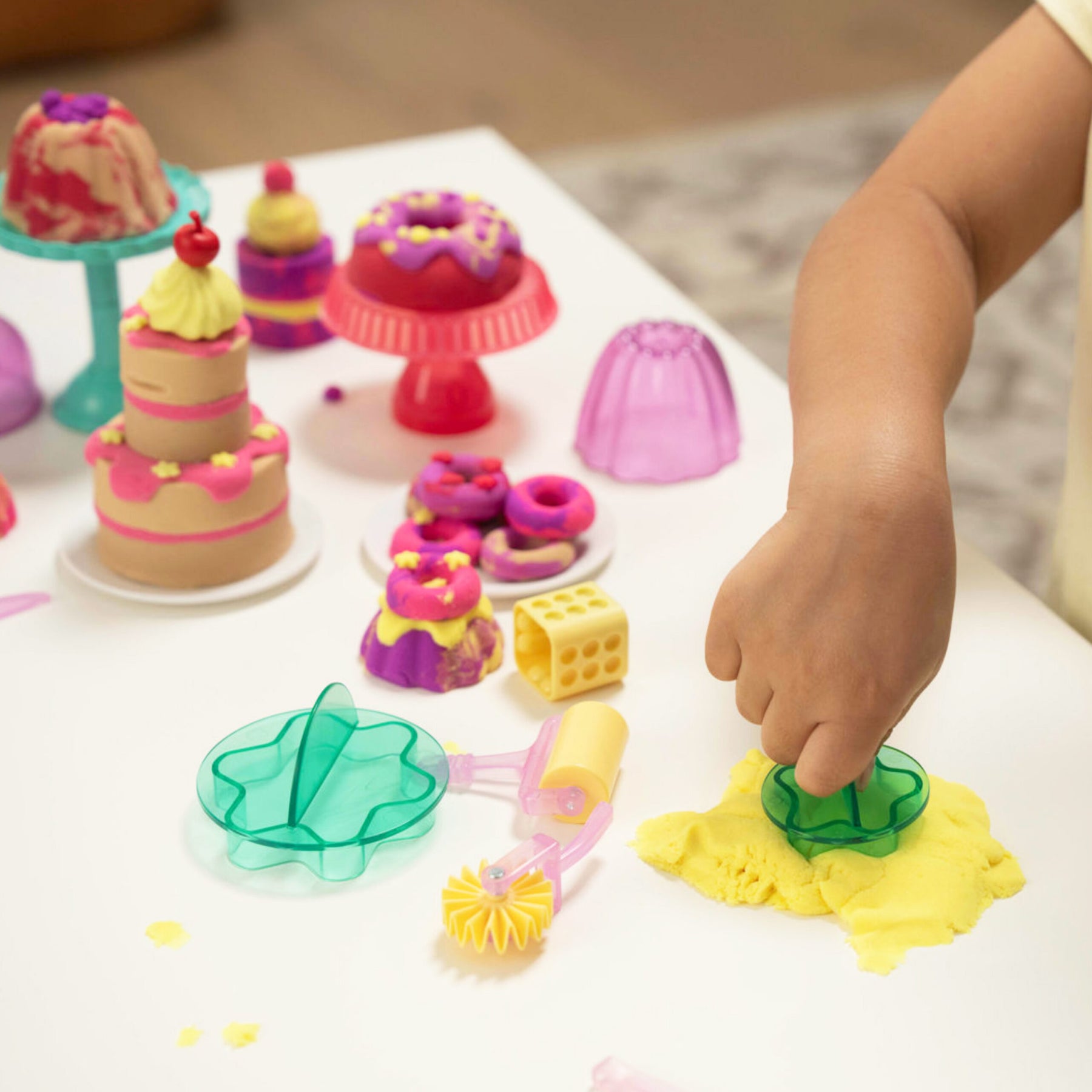 Epic Sand Sprinkle Bake Shop Set Muovailtava Taikahiekka