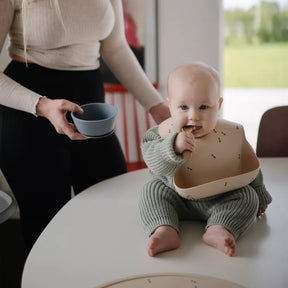 Mushie Silikoninen Ruokalappu Leijat