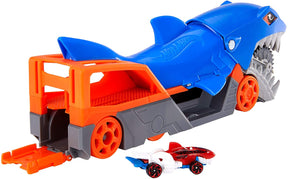 Hot Wheels Shark Transport Truck Pikkuautoleikkisetti