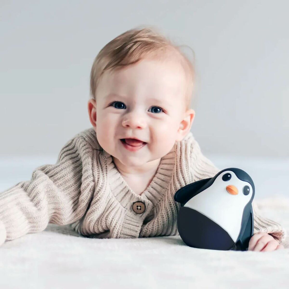 Jellystone Designs Vauvalelu Keikkuva Pingviini