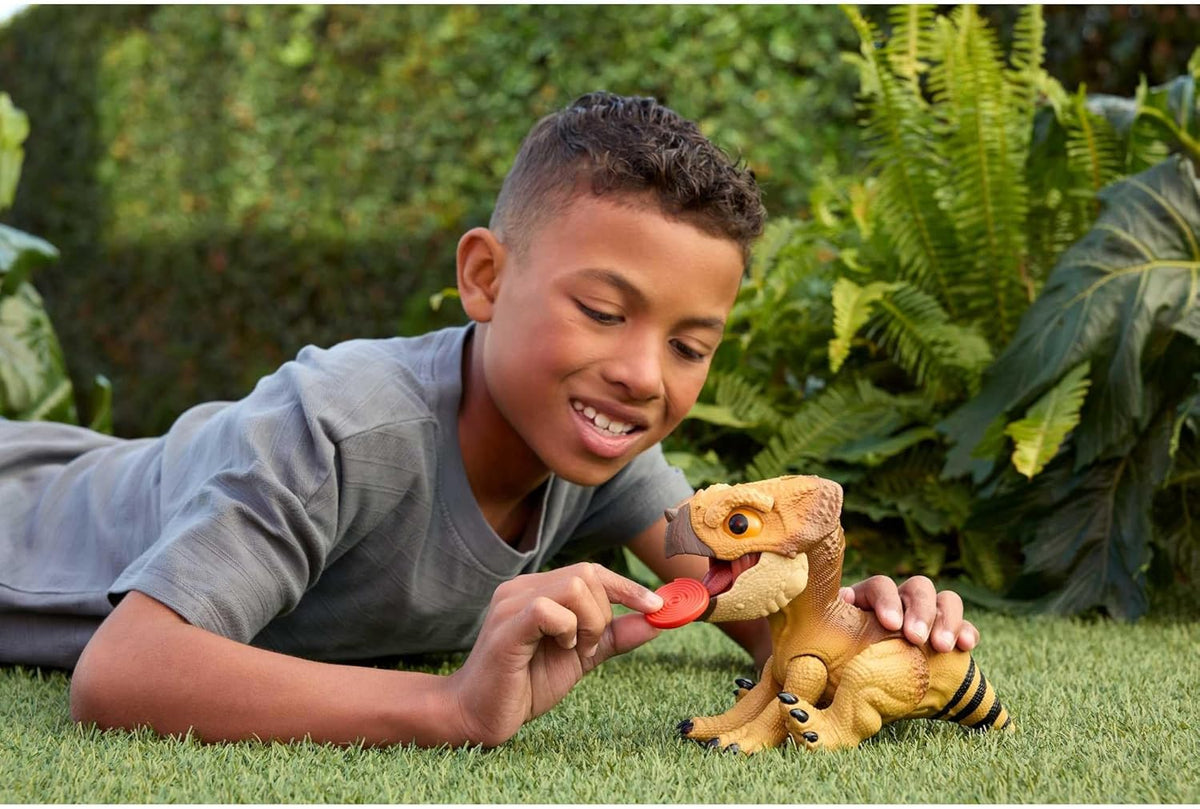 Jurassic World Interaktiivinen Aquilops Dinosaurus