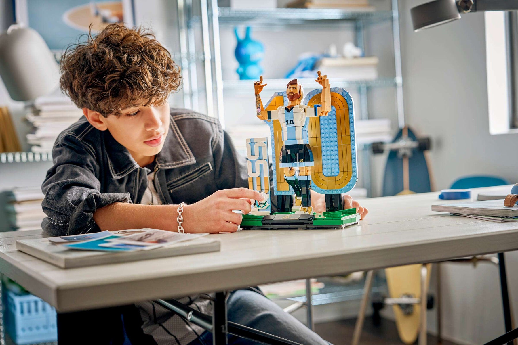 LEGO 43015 Lionel Messi – Jalkapallolegenda