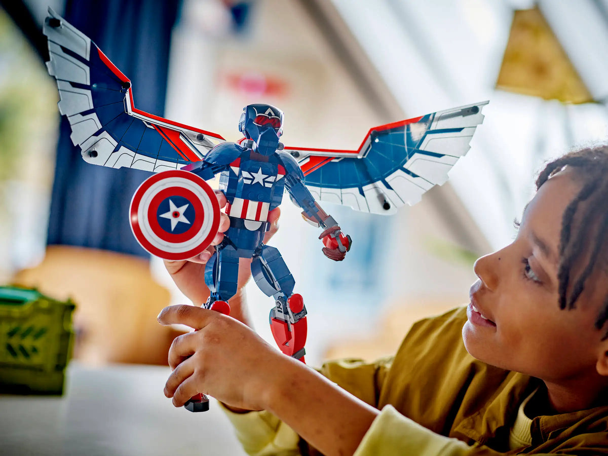 LEGO 76296 Uusi Rakennettava Captain America ‑Hahmo