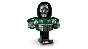 LEGO 76345  Marvel Tohtori Doomin Rintakuva