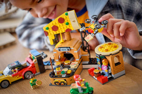 vLEGO City 60496 Pizzaravintola ja Toimituskulkuneuvot